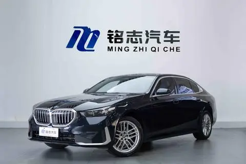 BMW 5 Series 2024