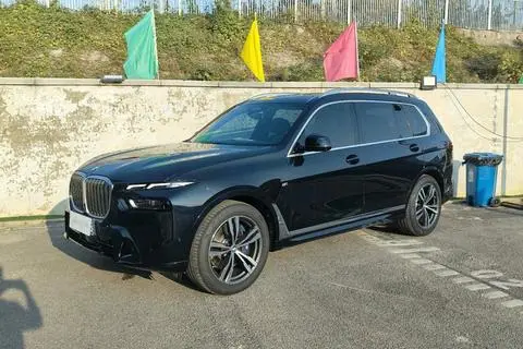 BMW X7 2024