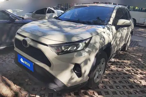Toyota RAV4 2021
