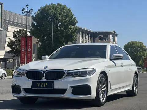 BMW 5 Series 2020 — фото 1