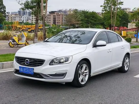 Volvo S60 2015