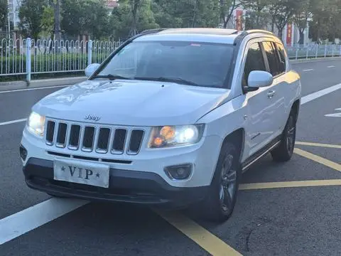 Jeep 指南者 2014