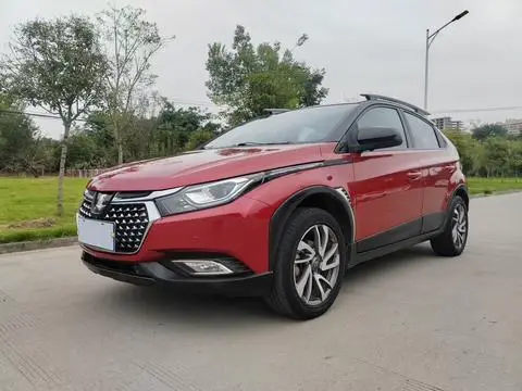 Luxgen U5 SUV 2017