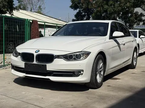 BMW 3 Series 2015 — фото 1
