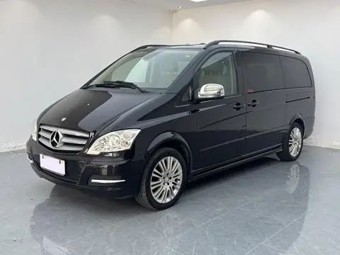 Mercedes-Benz 唯雅诺 2014