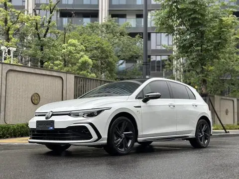 Volkswagen Golf 2023