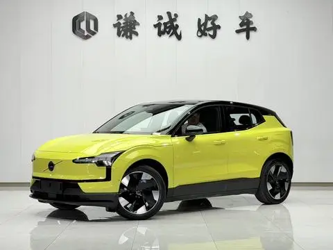 Volvo EX30 2025