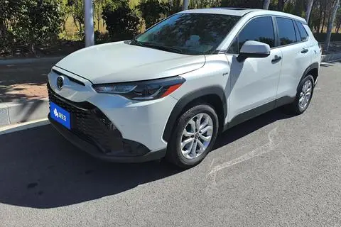 Toyota Frontlander 2024