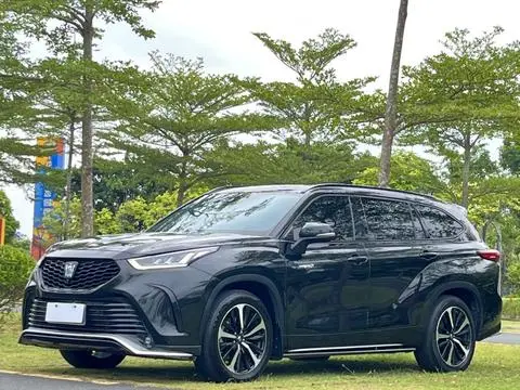 Toyota Crown Kluger 2021