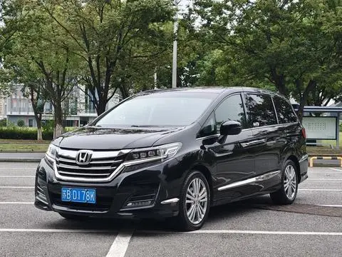 Honda 艾力绅 2016