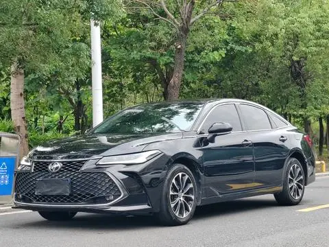 Toyota 亚洲龙 2022