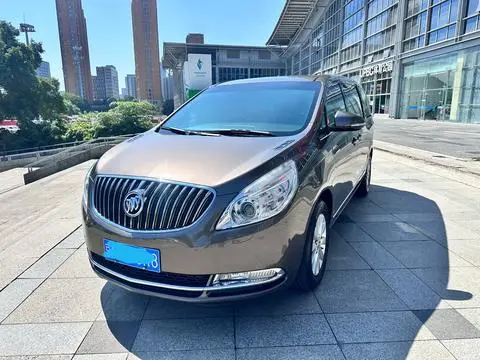 Buick GL8 2014 — фото 1