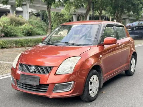 Suzuki 雨燕 2014