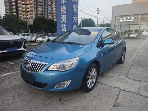 Buick Excelle GT 2014 — фото 1