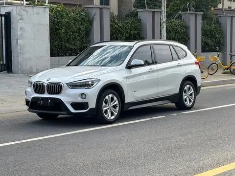 BMW X1 2016 — фото 1
