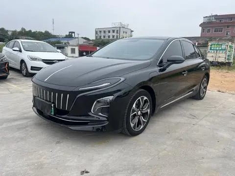 Hongqi E-QM5 2023 — фото 1
