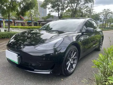 Tesla Model 3 2022 — фото 1
