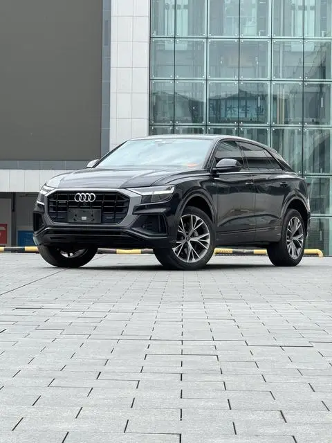 Audi Q8 2021