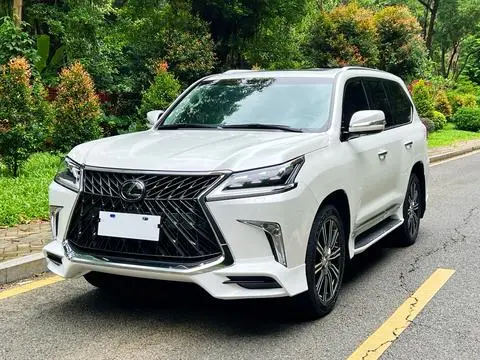 Lexus LX 2020 — фото 1