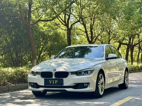 BMW 3 Series 2015 — фото 1