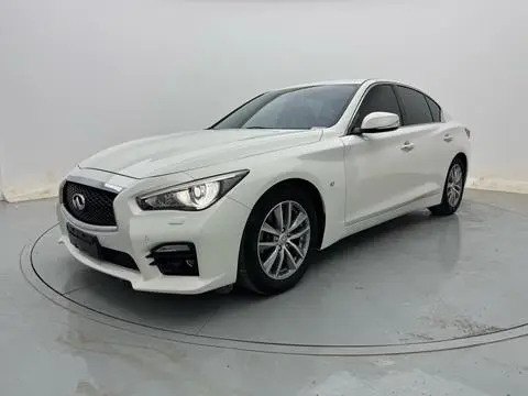 Infiniti Q50 2014