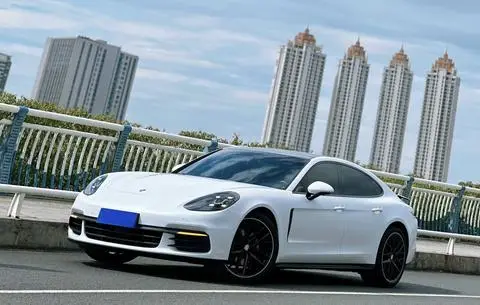 Porsche Panamera 2017