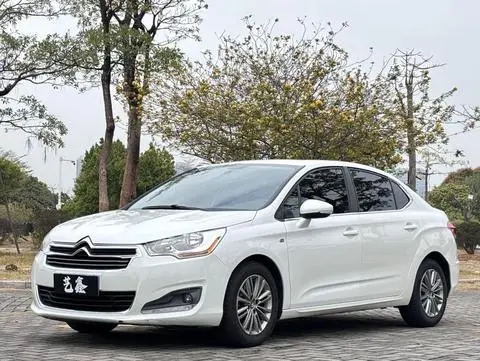 Citroën C4L 2015