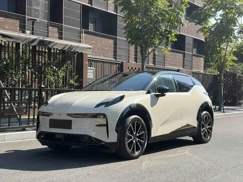 ZEEKR ZEEKR X 2025