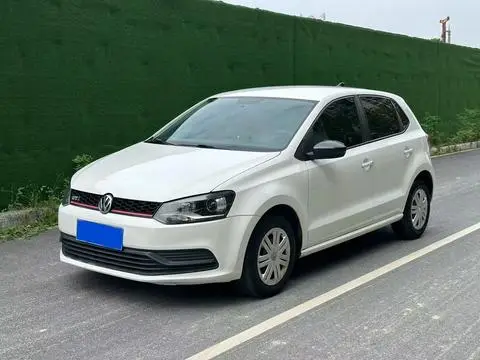 Volkswagen Polo 2016 — фото 1
