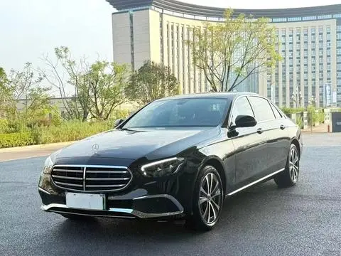 Mercedes-Benz E-Class PHEV 2022
