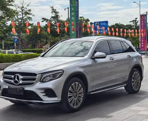 Mercedes-Benz GLC 2017 — фото 1