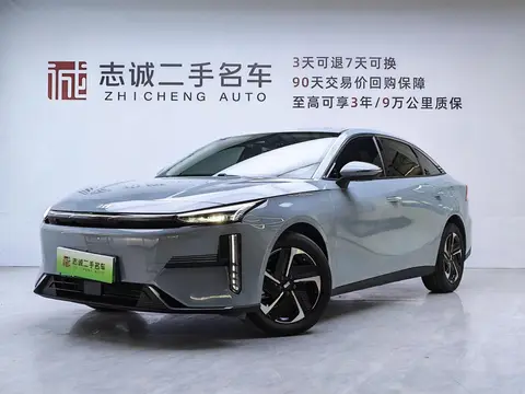 Geely L6 2024