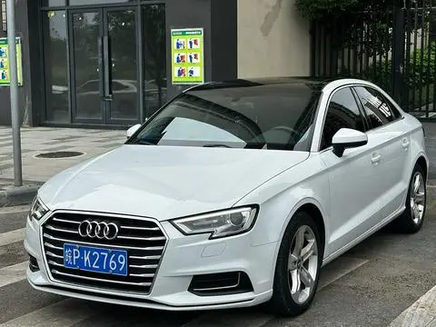 Audi A3 2020 — фото 1