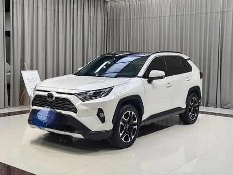 Toyota RAV4 2021
