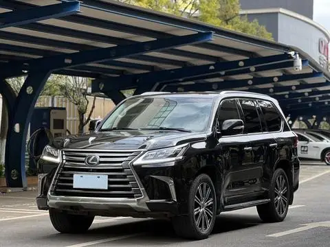 Lexus LX 2020 — фото 1