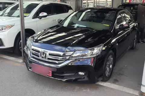 Honda Accord 2015 — фото 1
