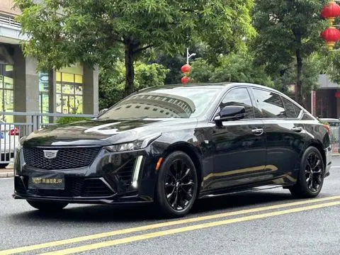 Cadillac CT5 2023 — фото 1
