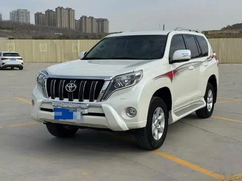 Toyota Prado 2015 — фото 1