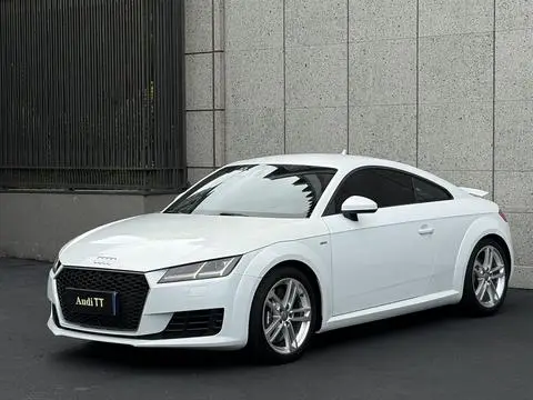 Audi TT 2015