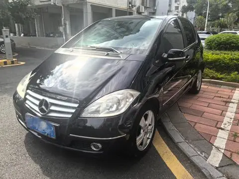 Mercedes-Benz A-Class 2011