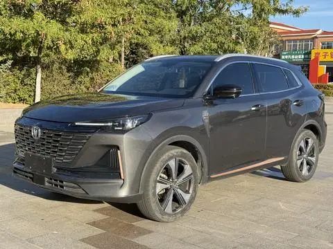 Changan CS55 PLUS 2022 — фото 1
