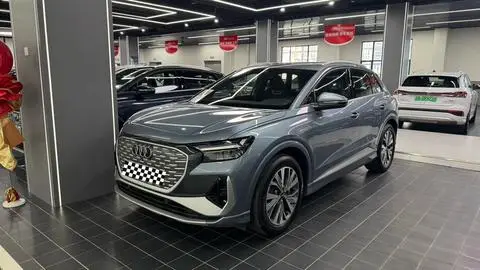 Audi Q4 e-tron 2024