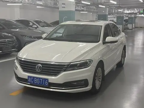 Volkswagen Lavida 2018 — фото 1
