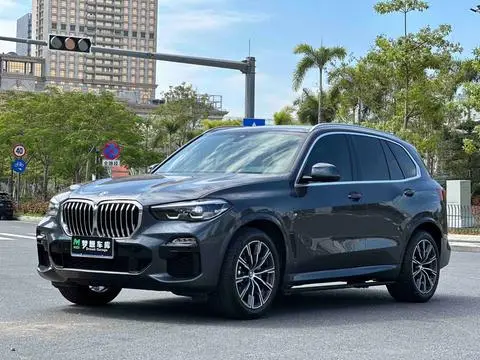 BMW X5 2021