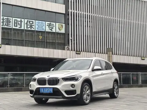 BMW X1 2019 — фото 1