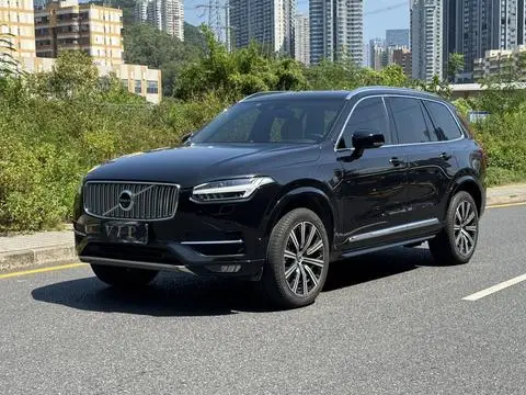Volvo XC90 2015 — фото 1