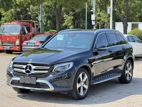 Mercedes-Benz GLC 2017 — фото 1