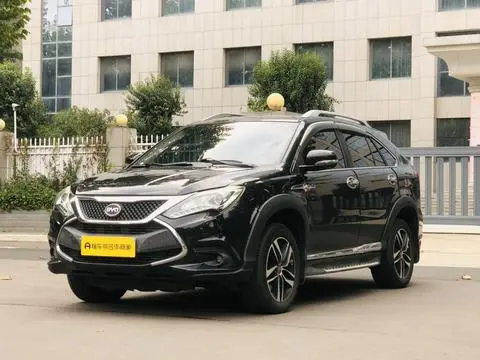 BYD Tang DM 2015