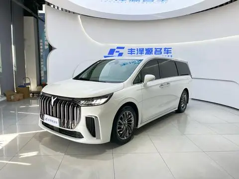 Voyah 梦想家 PHEV 2022