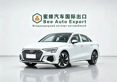Audi A3 2023 — фото 1